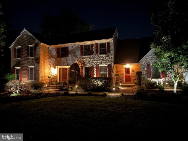 305 COTTONWOOD DR, Langhorne, PA 19047