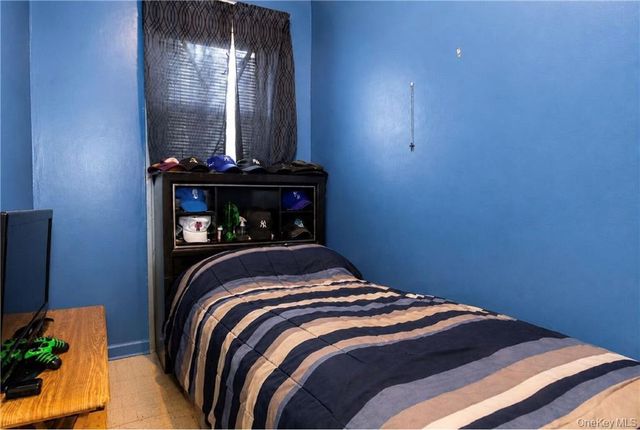 123 Milford Street, Brooklyn, NY 11208
