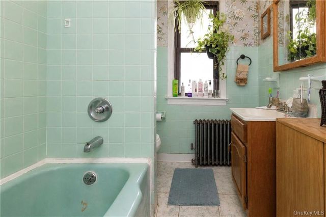 123 Milford Street, Brooklyn, NY 11208