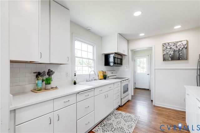 5325 Bloomingdale Ave, Henrico, VA 23228