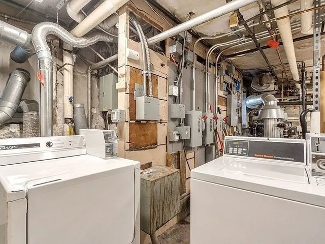 549 Centre St 2, Newton, MA 02458