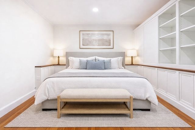 549 Centre St 2, Newton, MA 02458