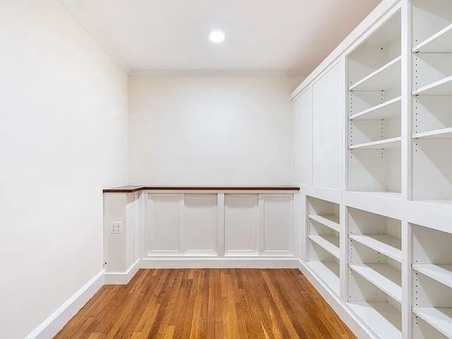 549 Centre St 2, Newton, MA 02458