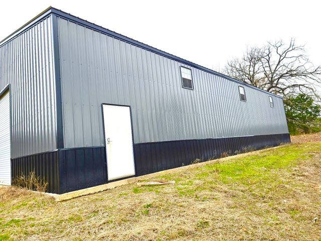 2378 County Road 3303, Greenville, TX 75402