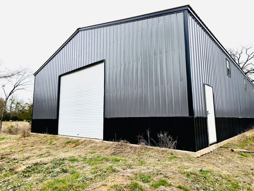 2378 County Road 3303, Greenville, TX 75402