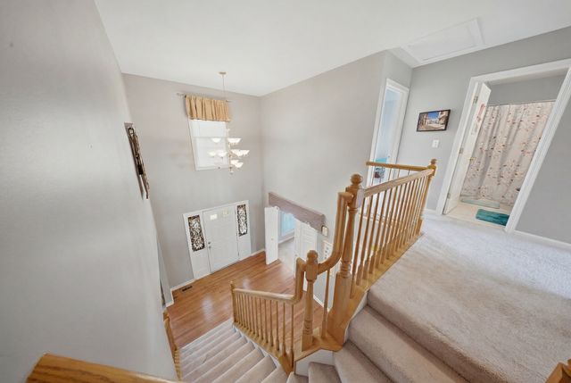 608 Lindsay Circle, North Aurora, IL 60542