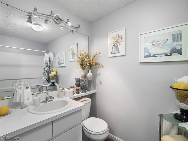 7120 Firestone Road, Spencer, OH 44275