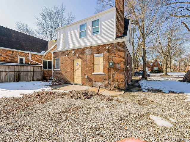 9744 Lakepointe Street, Detroit, MI 48224