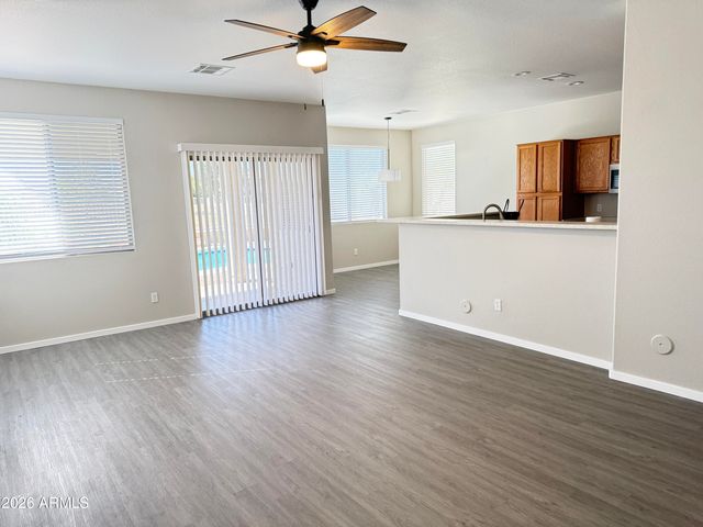 212 S 124TH Avenue, Avondale, AZ 85323