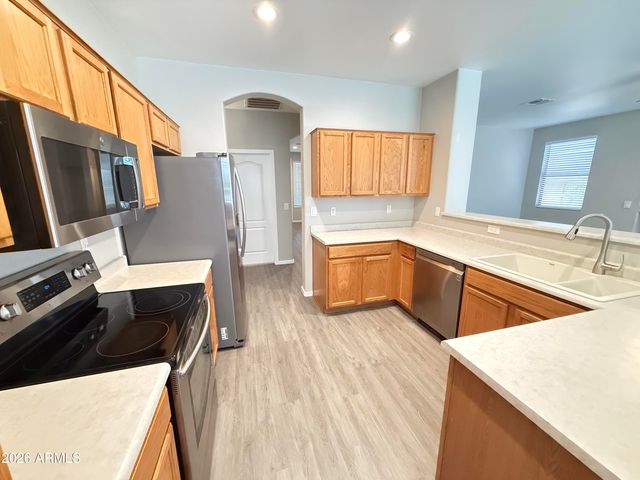 212 S 124TH Avenue, Avondale, AZ 85323