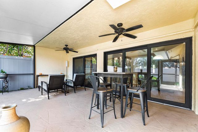 107 Executive Circle, Boynton Beach, FL 33436
