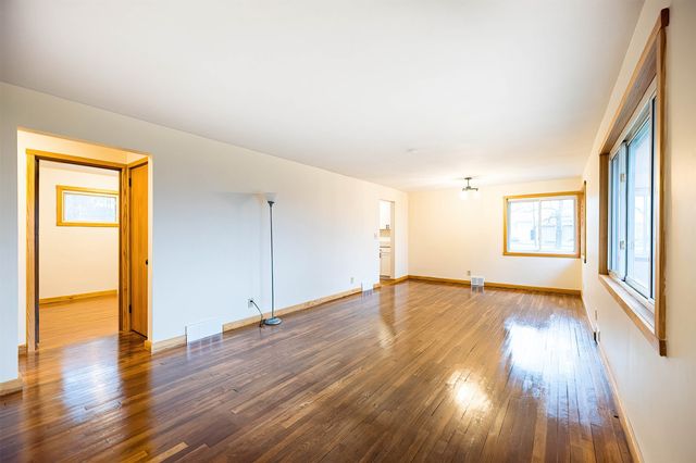 211 E 39TH Street, Erie, PA 16504