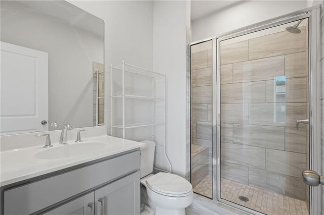1422 Creekside Circle, Atlanta, GA 30318