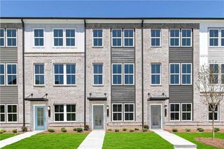 1422 Creekside Circle, Atlanta, GA 30318