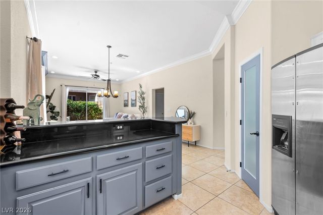 174 Twin Towers Avenue, Las Vegas, NV 89123