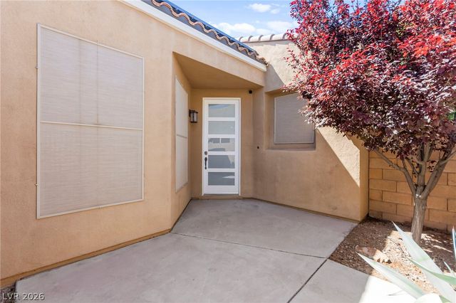 174 Twin Towers Avenue, Las Vegas, NV 89123