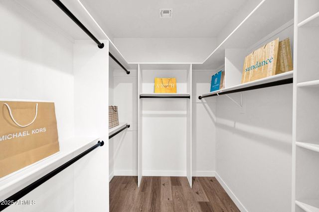 553 W Cavalry Road, New River, AZ 85087