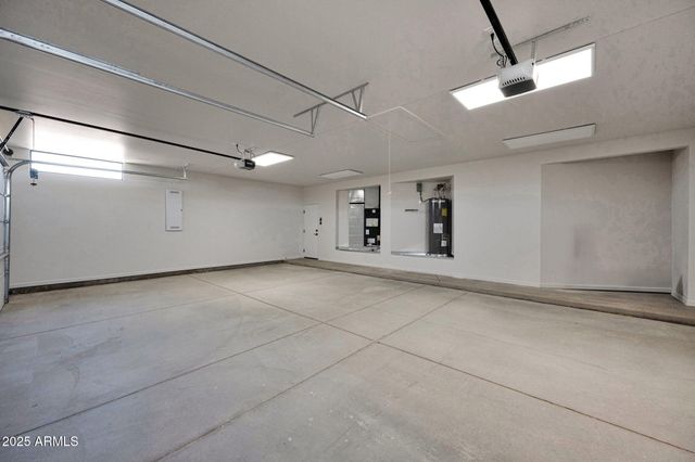 553 W Cavalry Road, New River, AZ 85087