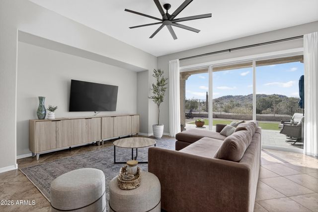 18377 W VERDIN Road, Goodyear, AZ 85338