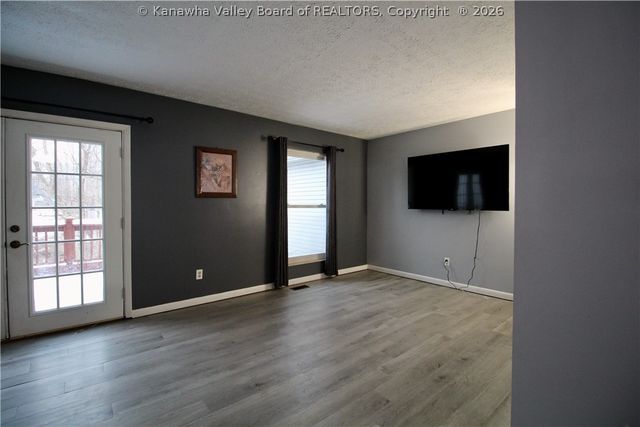 44 Sitting Bull Drive, St Albans, WV 25177