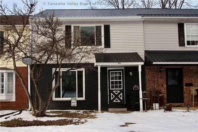 44 Sitting Bull Drive, St Albans, WV 25177