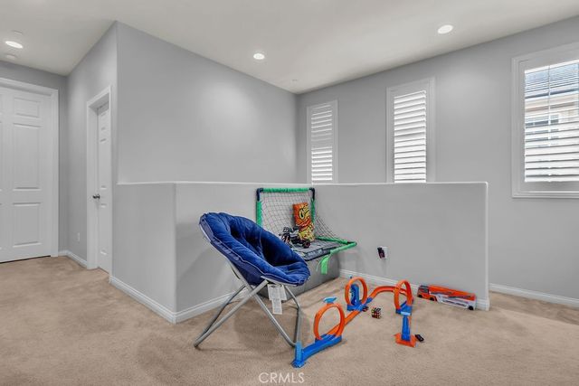 675 S Mandarin, Rialto, CA 92376