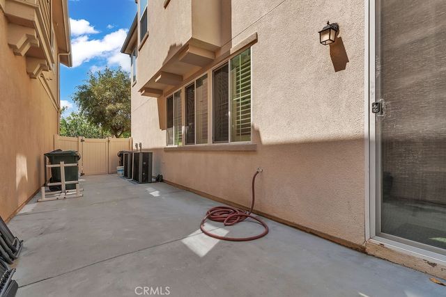 675 S Mandarin, Rialto, CA 92376
