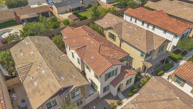 675 S Mandarin, Rialto, CA 92376