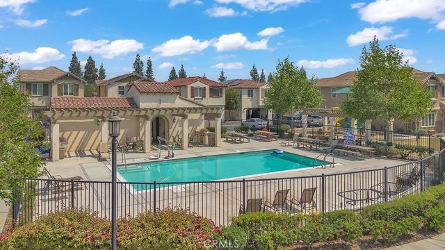 675 S Mandarin, Rialto, CA 92376