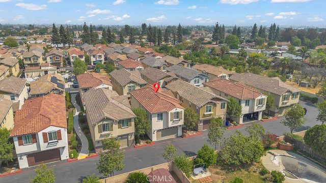 675 S Mandarin, Rialto, CA 92376