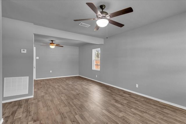 606 S Contemporary Drive, Sherman, TX 75092