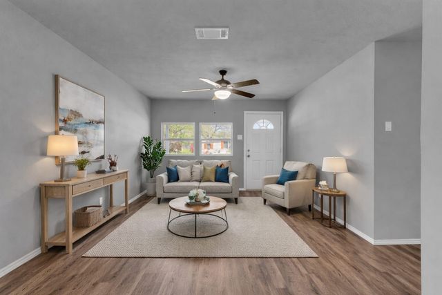 606 S Contemporary Drive, Sherman, TX 75092