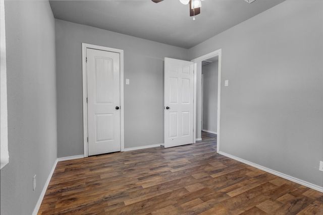 606 S Contemporary Drive, Sherman, TX 75092