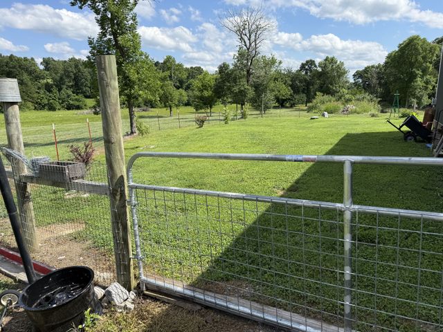 750 Railroad Rd, Wartrace, TN 37183