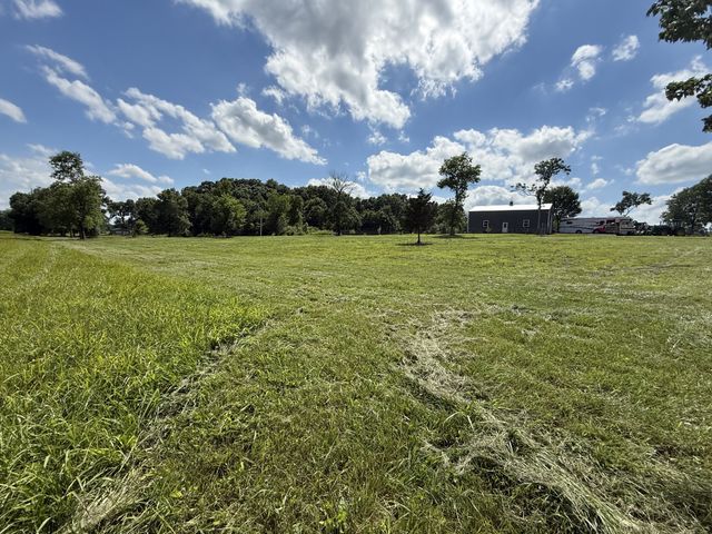 750 Railroad Rd, Wartrace, TN 37183