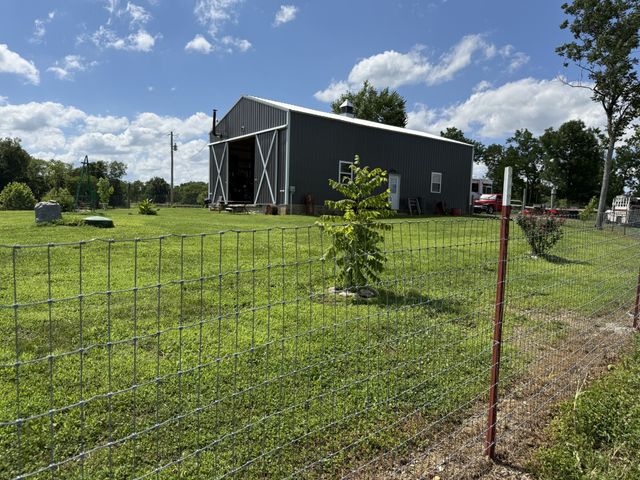750 Railroad Rd, Wartrace, TN 37183