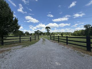 750 Railroad Rd, Wartrace, TN 37183