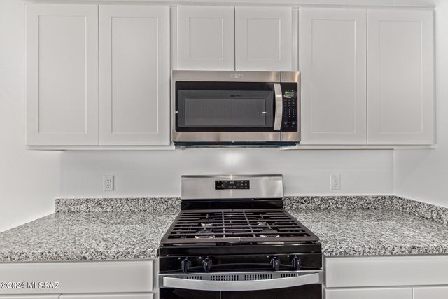 13518 N Nicholas Court, Marana, AZ 85653