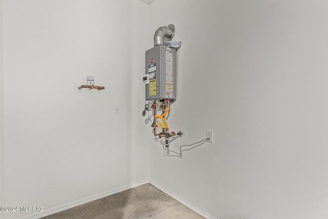 13518 N Nicholas Court, Marana, AZ 85653