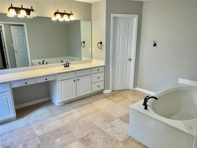230 Albrighton Court, Suwanee, GA 30024