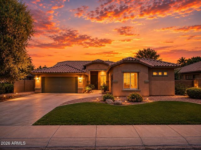 4424 E PALMDALE Lane, Gilbert, AZ 85298