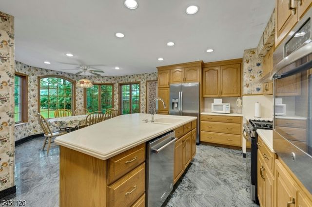 23 Haller Dr, Cedar Grove Twp., NJ 07009