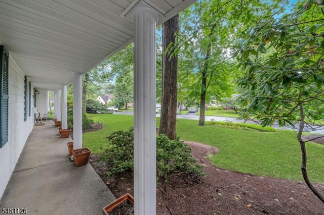 23 Haller Dr, Cedar Grove Twp., NJ 07009