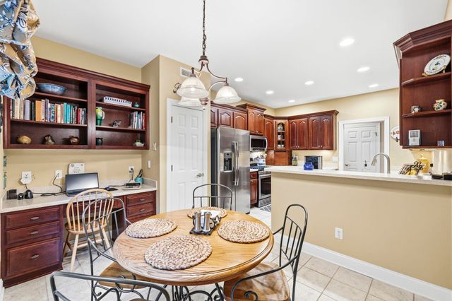 37 Highwood Circle, Murrells Inlet, SC 29576
