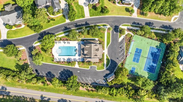 37 Highwood Circle, Murrells Inlet, SC 29576
