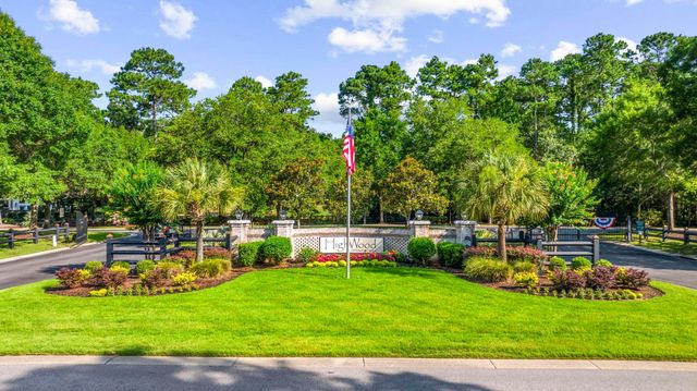 37 Highwood Circle, Murrells Inlet, SC 29576