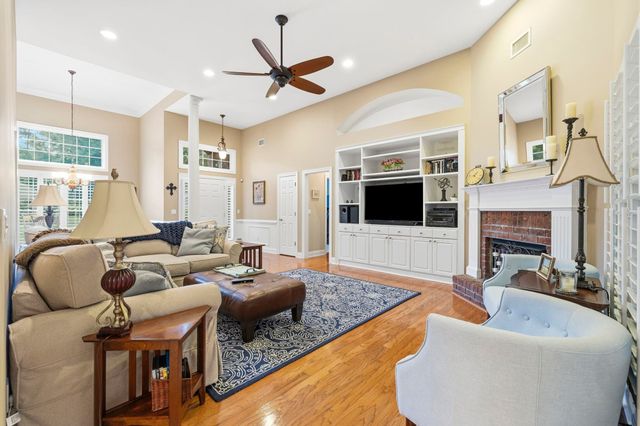 37 Highwood Circle, Murrells Inlet, SC 29576