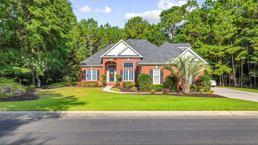 37 Highwood Circle, Murrells Inlet, SC 29576