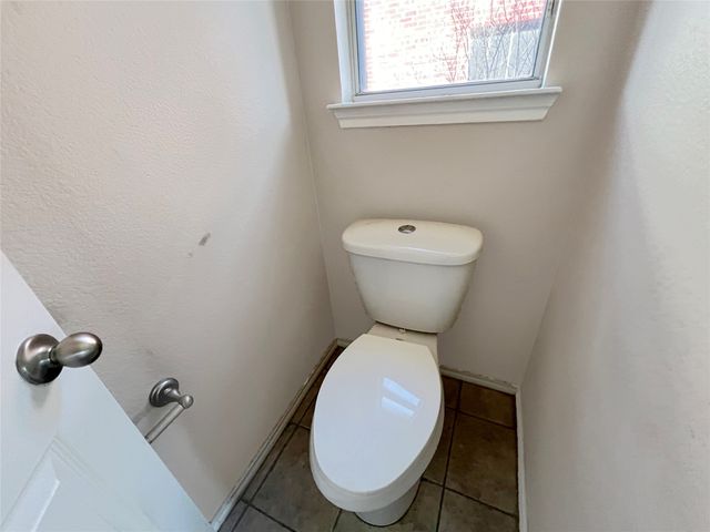 1203 Whitecreek Drive, Glenn Heights, TX 75154