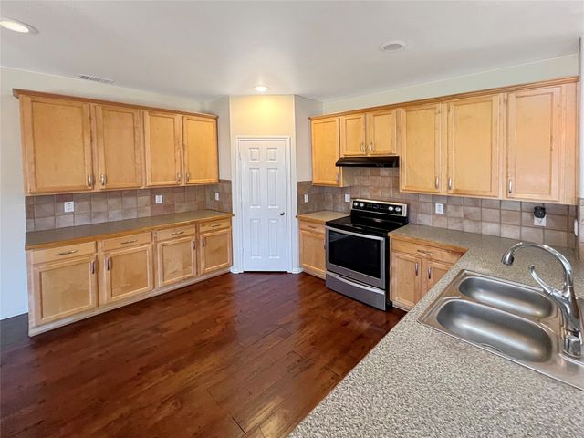 1203 Whitecreek Drive, Glenn Heights, TX 75154